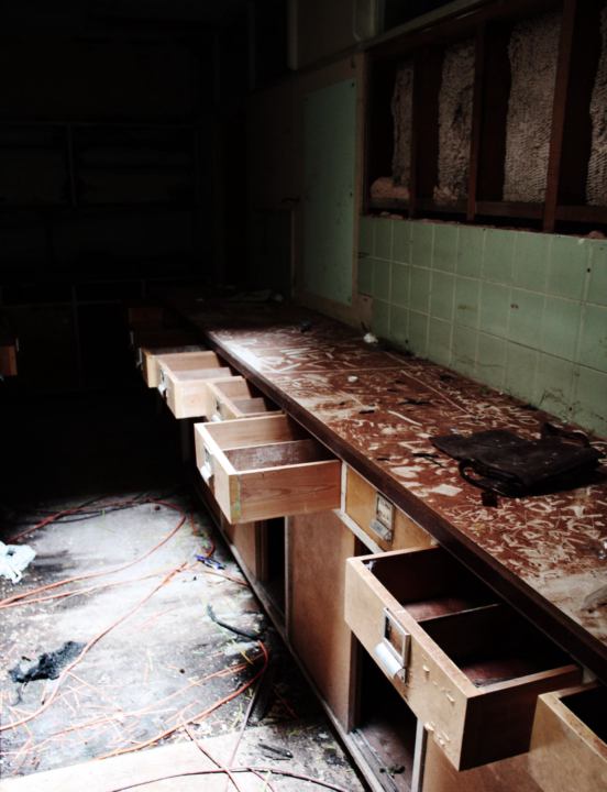 abandoned urbex the pharmacy 3339459452 o